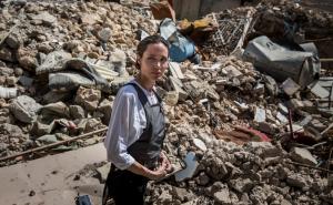 Irak: Angelina Jolie posjetila razorena mjesta i razgovarala s civilima